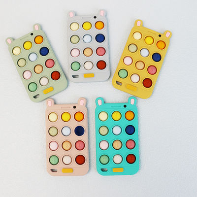 Forme libre Teethers de téléphone portable de bébé de silicone de BPA teeths pour de confort et de soulagement bébé douloureux