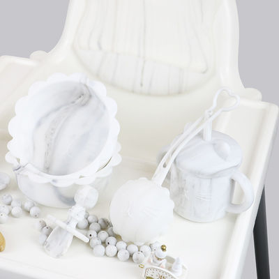 Le bébé en gros Geschirr a mené le produit de alimentation d'ensemble de vaisselle de bébé de silicone de plat de cuvette de cuillère de cuvette de cuillère de bavoir de silicone de sevrage