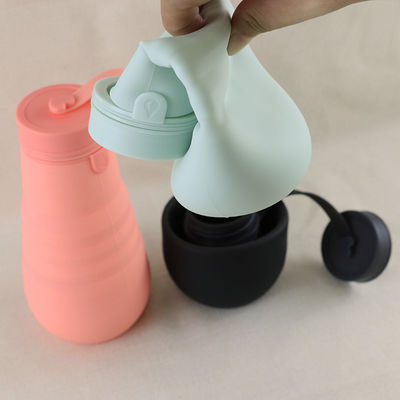 Doux de bouteille d'eau de silicone d'ODM d'OEM 500Ml pliable pour le fonctionnement