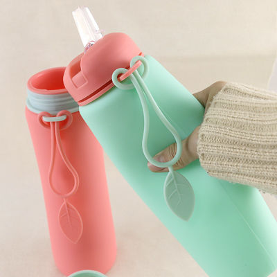 Doux de bouteille d'eau de silicone d'ODM d'OEM 500Ml pliable pour le fonctionnement