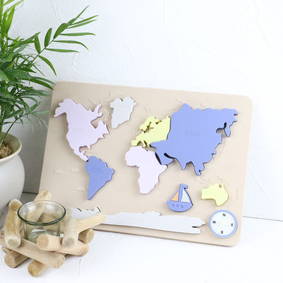 Puzzle personnalisé de bébé de carte du monde de silicone pour des enfants en bas âge Montessori éducatif