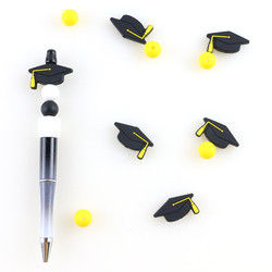 Perles focales adaptées aux besoins du client de silicone pour l'agrafe DIY de bracelet d'obtention du diplôme de stylos