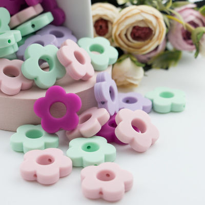 Perle de dentition en silicone avec trous de fleurs 4,5 cm pour collier à mâcher avec attache-sucette bricolage