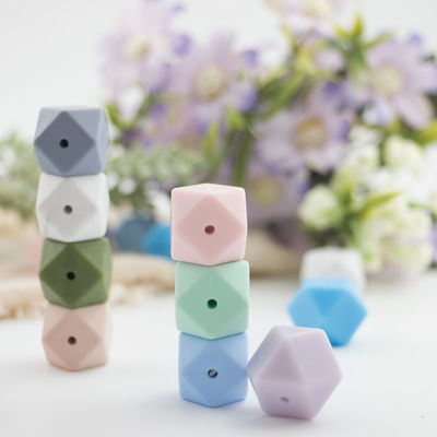 sécurité écologique de perle de dentition de silicone d'hexagone de 17mm masticable pour la dentition de bébé