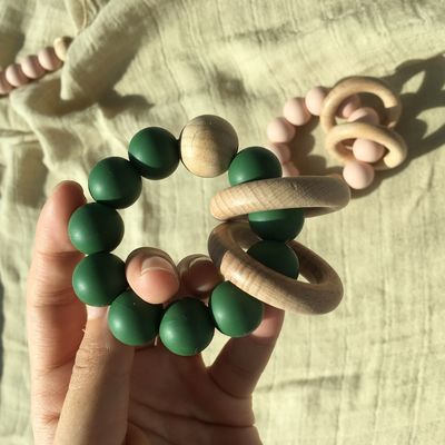 Bracelet adapté aux besoins du client de perle de dentition de silicone pour le jeu infantile d'enfants de bébé