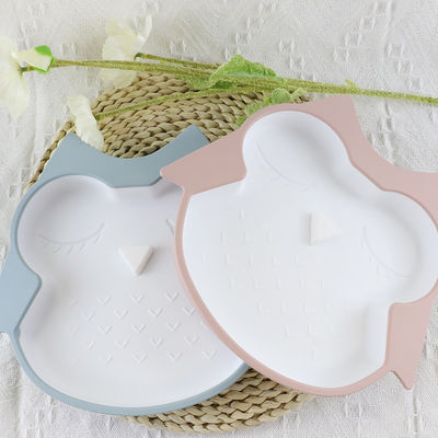 Plat de alimentation de silicone infantile libre de BPA imperméable avec le fond d'aspiration