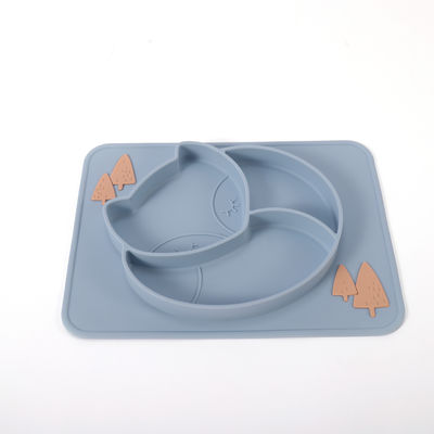 Le silicone d'enfant en bas âge divisé par aspiration plaque doucement avec adaptent le logo aux besoins du client