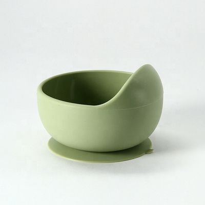 La cuvette durable de silicone de couleurs multi a placé doucement flexible pour l'alimentation de bébé