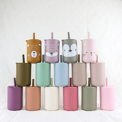 Glissez non les enfants libres de BPA que la tasse de silicone a placés imperméable pour le petit bébé