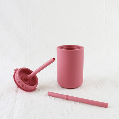Le rond multiple de tasse d'enfants de silicone de couleur forment la preuve libre de flaque de BPA pour le nourrisson