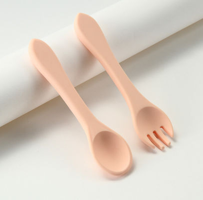 Fourchettes et cuillères faites sur commande de silicone, ensemble d'aliments pour bébés de silicone pour la formation de sevrage d'enfant en bas âge
