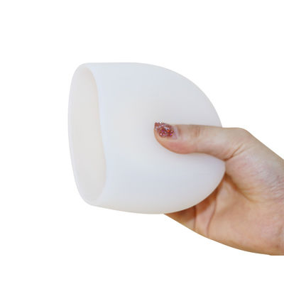 La tasse BPA de l'eau de silicone de couleur de Panton ne libèrent aucune poignée aucun couvercle pour la bière de vin