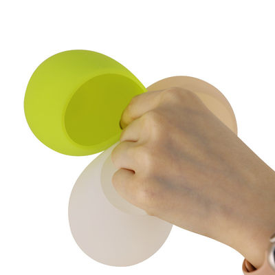 La tasse BPA de l'eau de silicone de couleur de Panton ne libèrent aucune poignée aucun couvercle pour la bière de vin