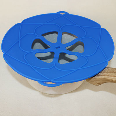 Le double de Pan Lid Cover Reusable With de silicone de catégorie comestible accroche pour la cuisson