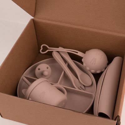 Le bébé en gros Geschirr a mené le produit de alimentation d'ensemble de vaisselle de bébé de silicone de plat de cuvette de cuillère de cuvette de cuillère de bavoir de silicone de sevrage