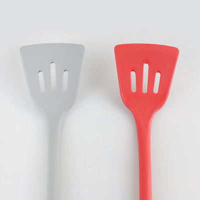 Pelle libre à pot d'ensemble de vaisselle de cuisine de silicone de BPA avec le logo adapté aux besoins du client