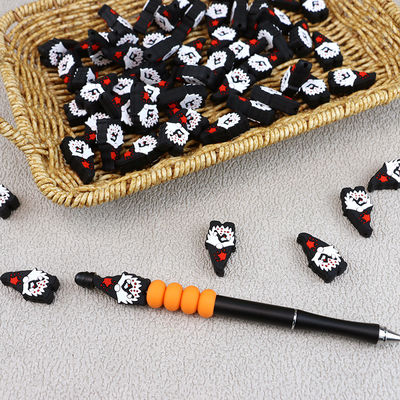 Perles focales de bande dessinée de Gnomes mignons de silicone 100 PCs bas MOQ fait sur commande