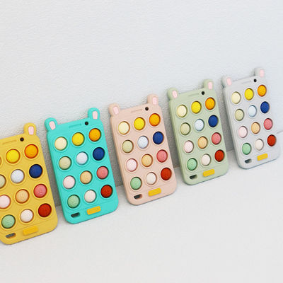 Forme libre Teethers de téléphone portable de bébé de silicone de BPA teeths pour de confort et de soulagement bébé douloureux