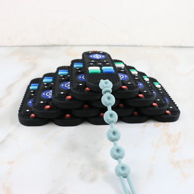 Divers bébé fait sur commande de conceptions faisant ses dents des produits dans le divers jouet de teether de silicone de contrôleur des couleurs TV