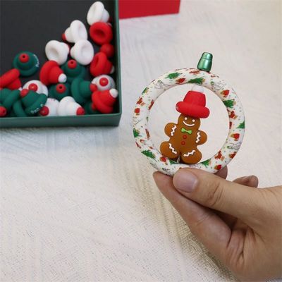 Les perles en silicone O Ring sont sûres et non toxiques Chapeau de Noël en silicone 3D Perles pour enfants enfants stylo à perles bricolage