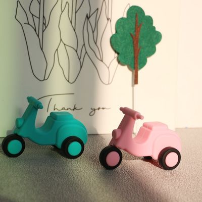 personnalisé et en gros Sécurisé en silicone pour véhicules Jouets pour bébés ambulances camions motocycles jouets pour voitures