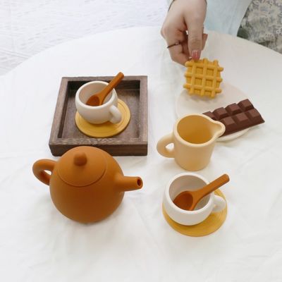 Les enfants font semblant d'être à la maison Jouer à la théière Ensemble de jouets en silicone