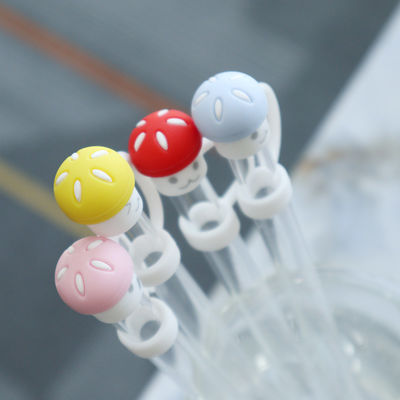 Conception personnalisée de la salle des champignons publique 10 mm Topper de paille pour la tasse de tumbler Chapeaux de couverture de paille en silicone complet