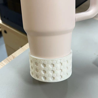 Coupe en silicone 3D personnalisée Bouteille de bottes de pare-chocs Manche pour 20 30 40 oz Tumbler avec poignée coupe couvercle en silicone bouteilles couvercle inférieur