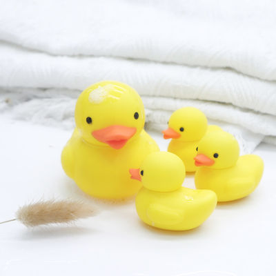 Fabrique de silicone personnalisée ODM OEM jouets de bain pour bébés PVC sans BPA sans matériau sûr 100% jouets de canard en silicone