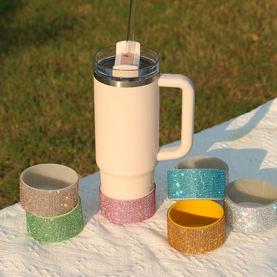 Coupe en gros Glitter silicone chaussure pour 20-40oz Bouteille couvercle Basse manche couvercle protecteur bottle imprimé