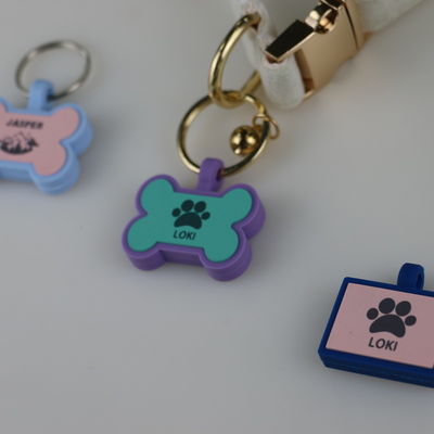 Étiquettes de chien silencieuses en silicone sans BPA Étiquette de cou de chien en silicone colorée en vente unique Étiquettes d'identification de chien en silicone accessoires