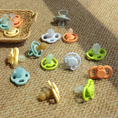 Cadeau à la mode en silicone Une sucette pour bébé sans BPA Dentissage et calmant