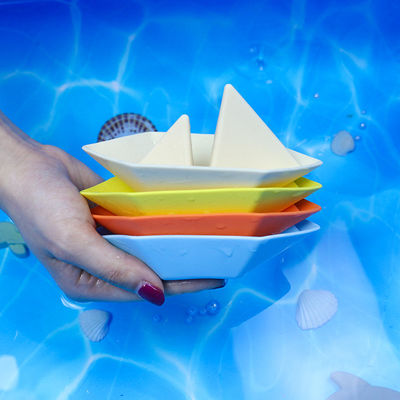 Nouveau arrivée BPA sécurisé silicone jouets de bain bateau facile à nettoyer les enfants jouent jouets de bain éducatif silicone bain garçons